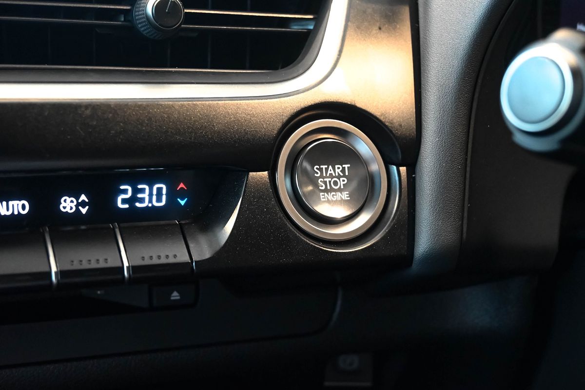 2021 Lexus UX UX200 Luxury MZAA10R