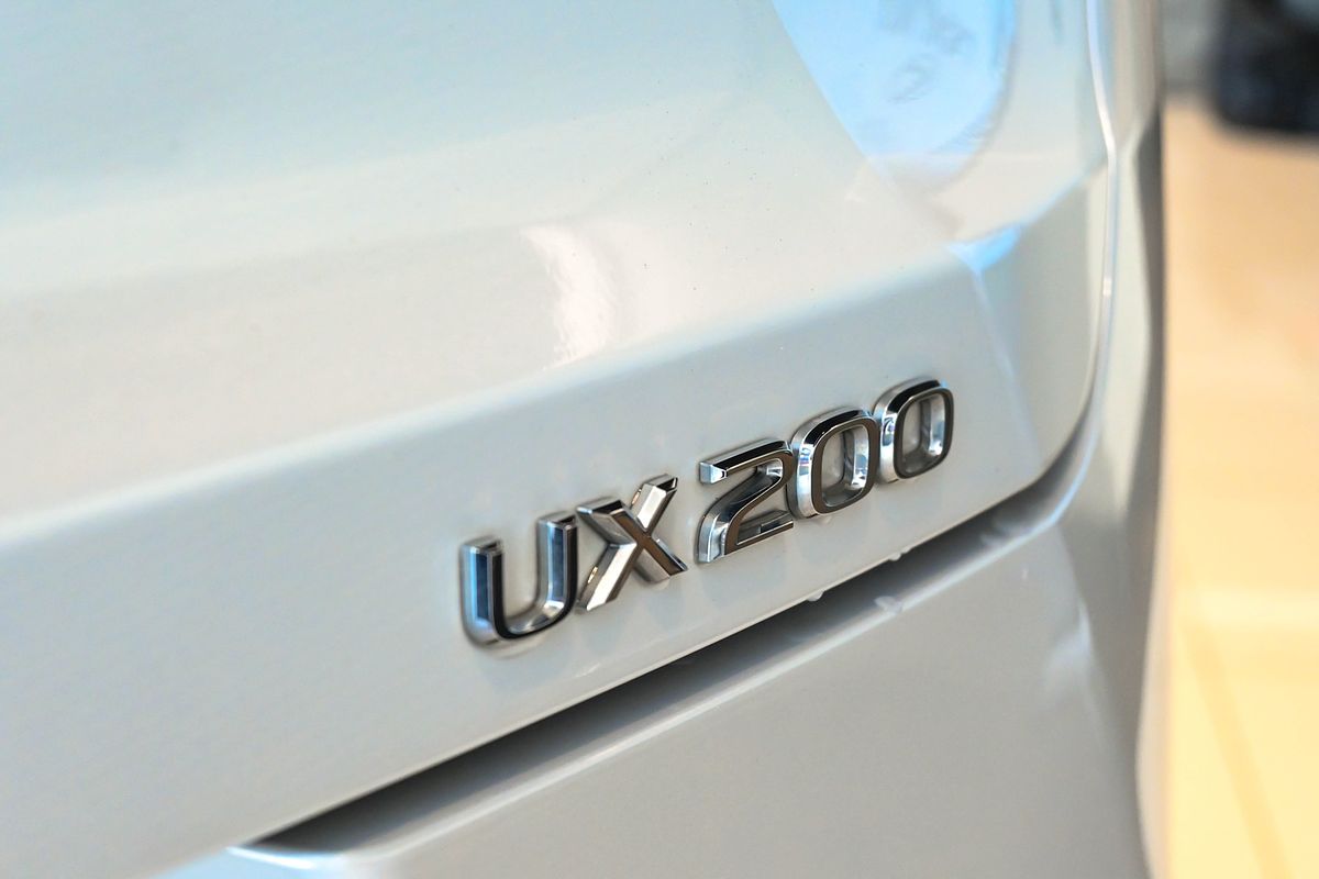2021 Lexus UX UX200 Luxury MZAA10R