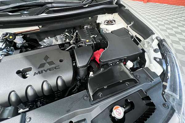 2020 Mitsubishi Outlander ES ADAS ZL