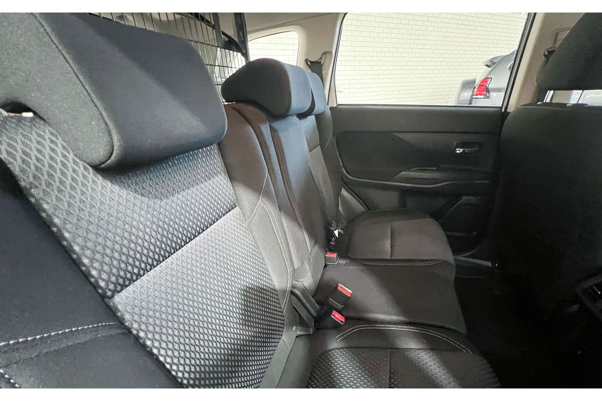 2020 Mitsubishi Outlander ES ADAS ZL