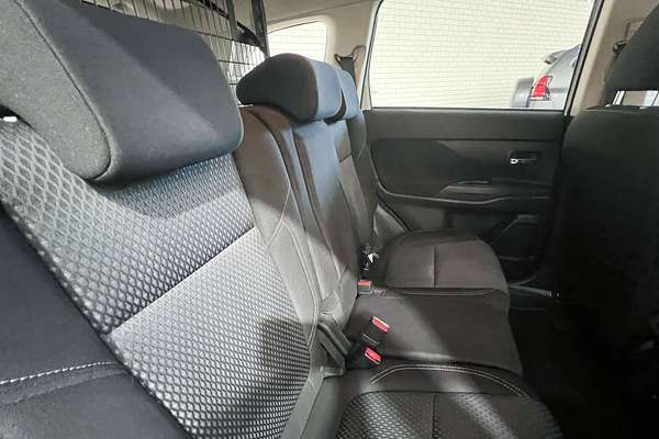2020 Mitsubishi Outlander ES ADAS ZL