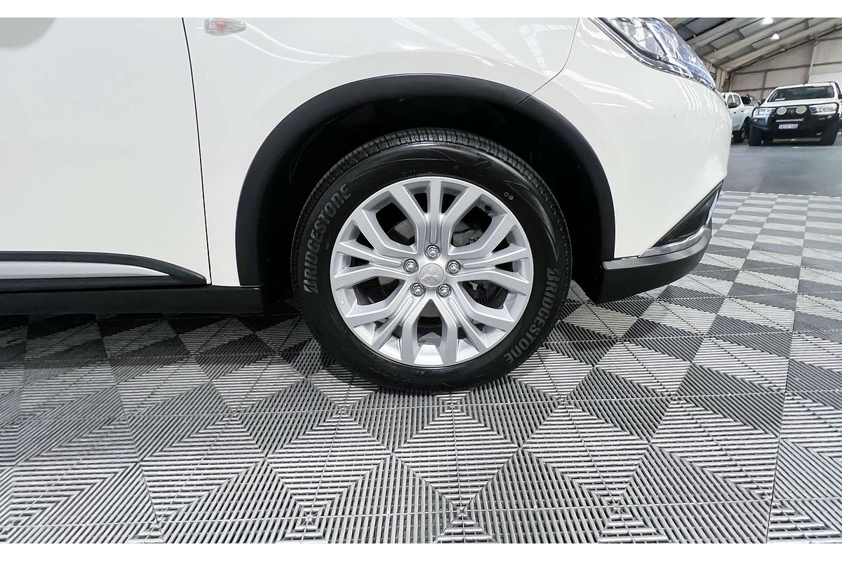 2020 Mitsubishi Outlander ES ADAS ZL