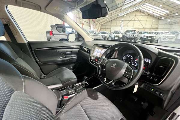 2020 Mitsubishi Outlander ES ADAS ZL
