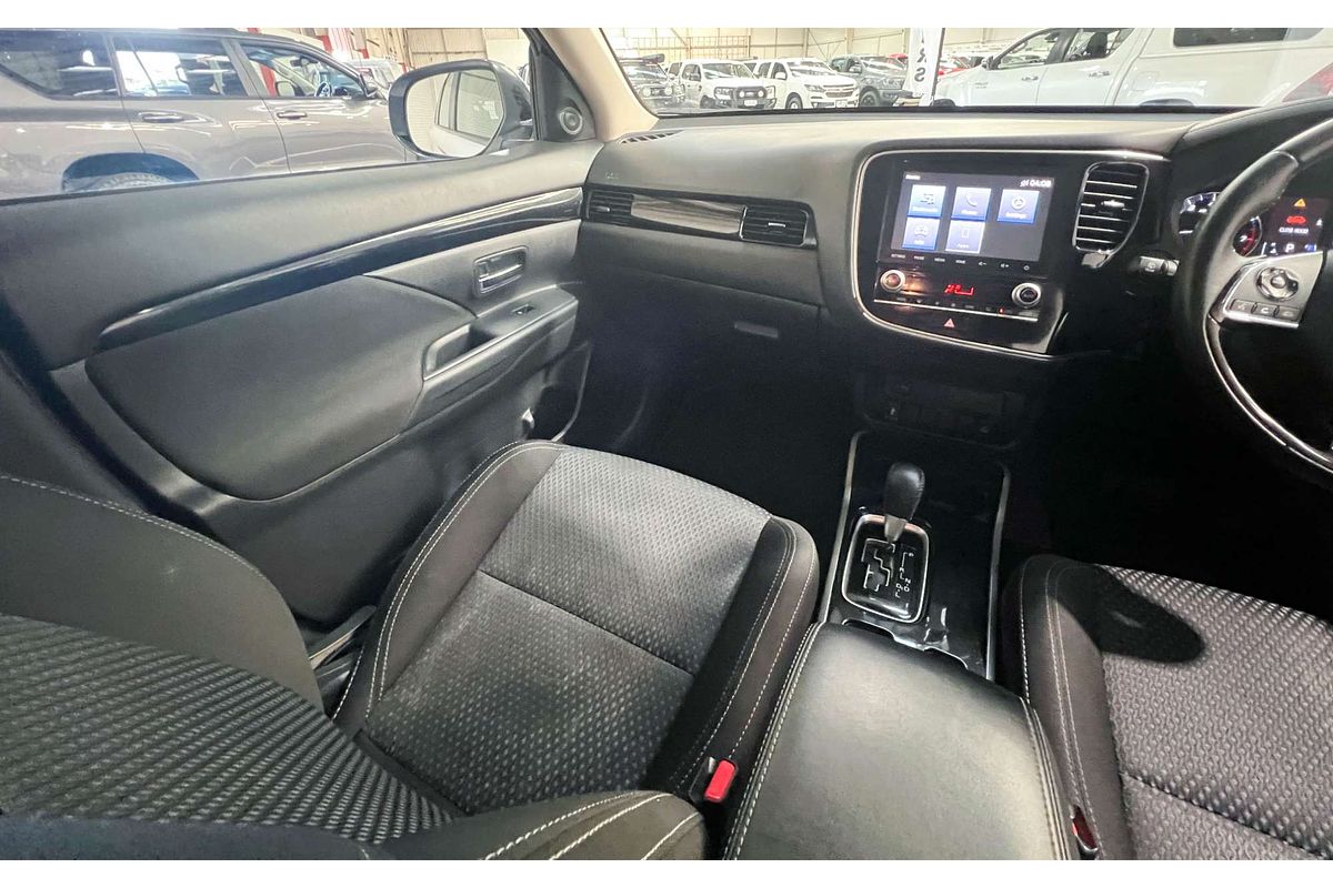 2020 Mitsubishi Outlander ES ADAS ZL