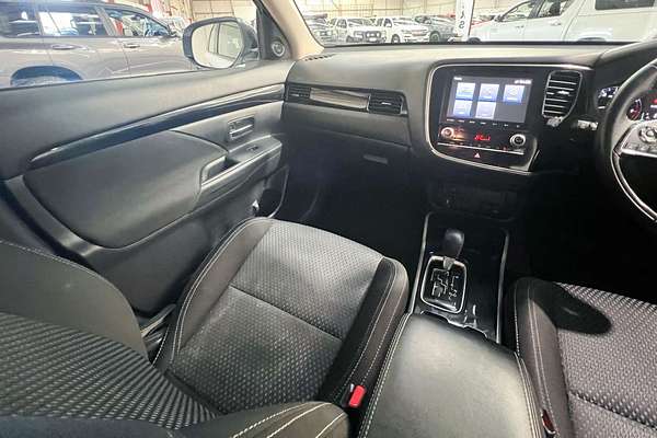 2020 Mitsubishi Outlander ES ADAS ZL