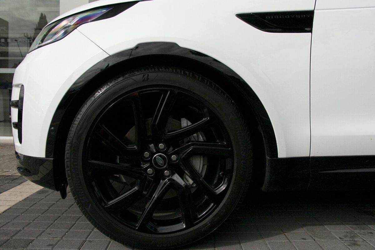 2020 Land Rover Discovery SD6 HSE Series 5