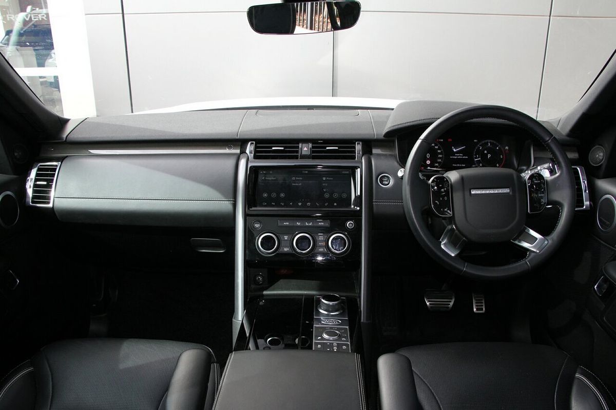 2020 Land Rover Discovery SD6 HSE Series 5