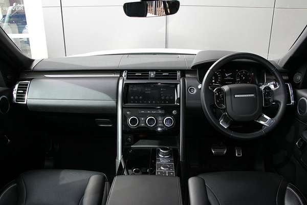 2020 Land Rover Discovery SD6 HSE Series 5