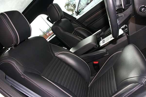 2020 Land Rover Discovery SD6 HSE Series 5