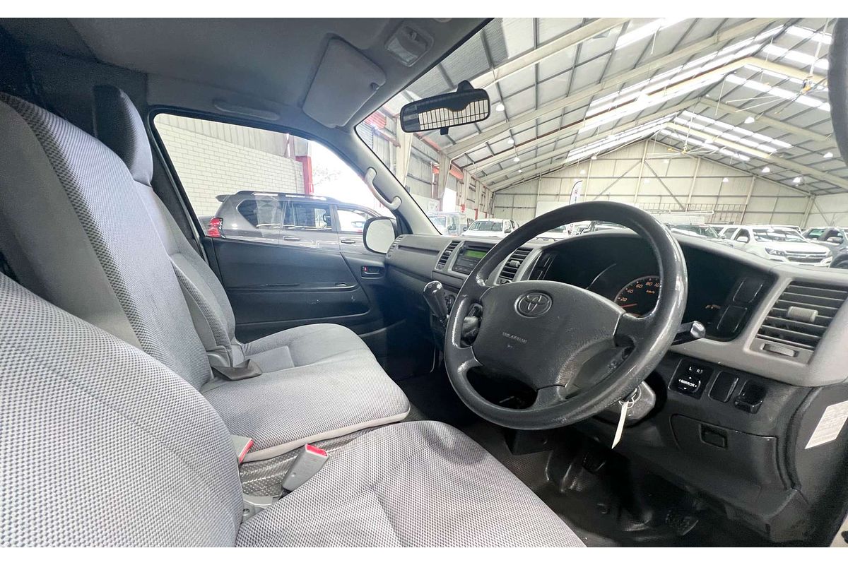 2007 Toyota Hiace KDH201R LWB