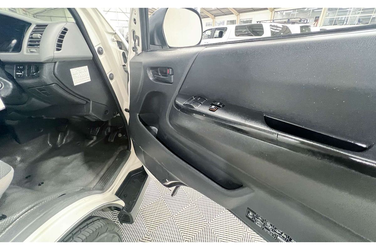 2007 Toyota Hiace KDH201R LWB