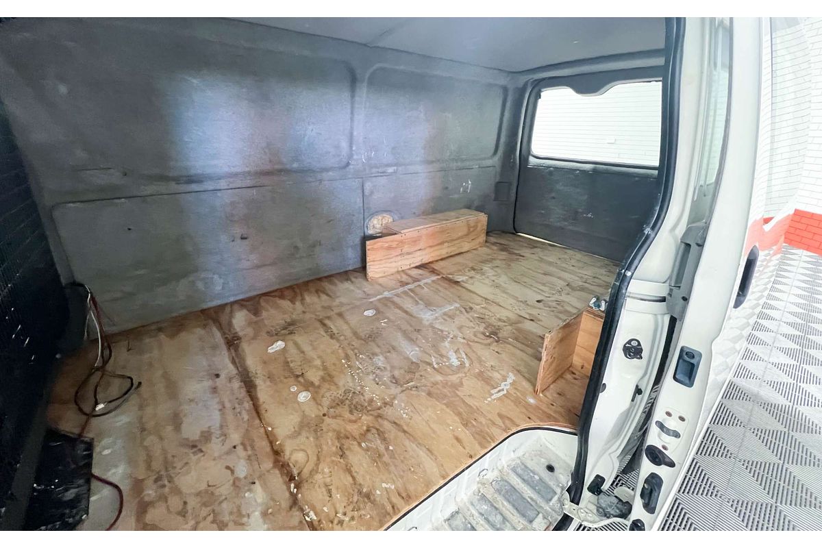 2007 Toyota Hiace KDH201R LWB