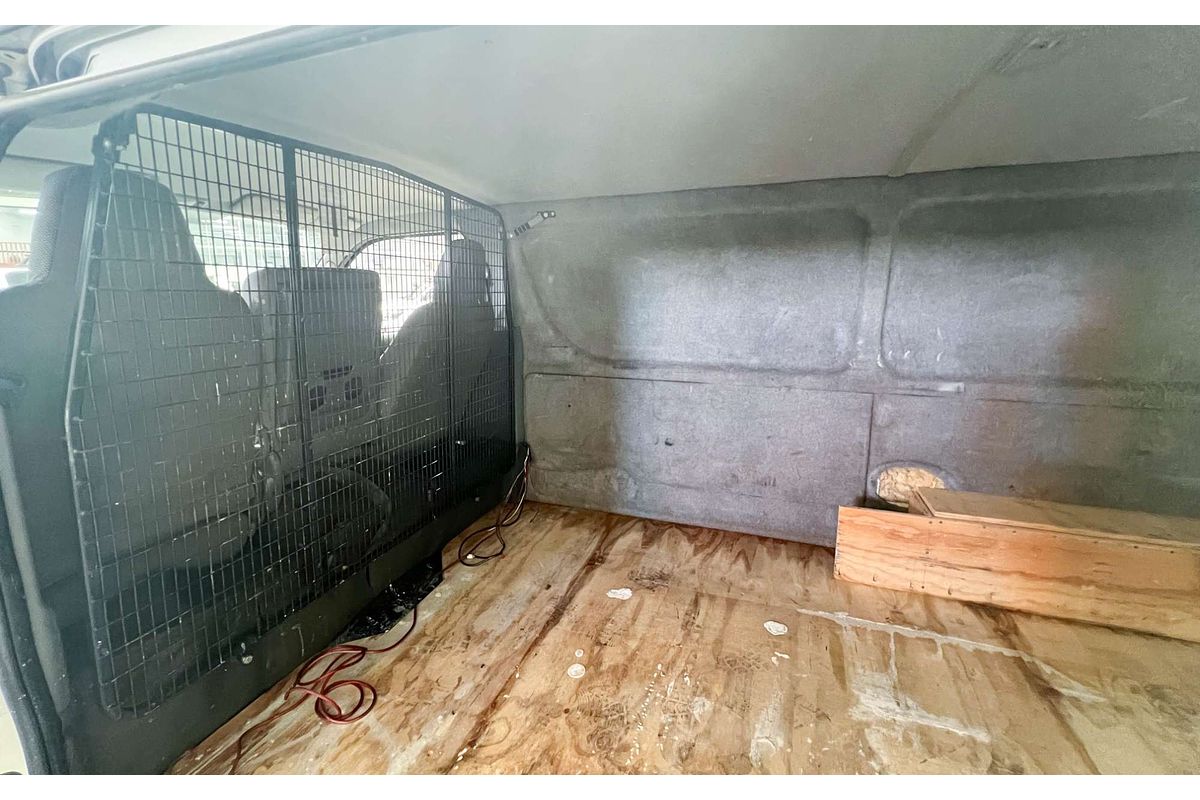 2007 Toyota Hiace KDH201R LWB