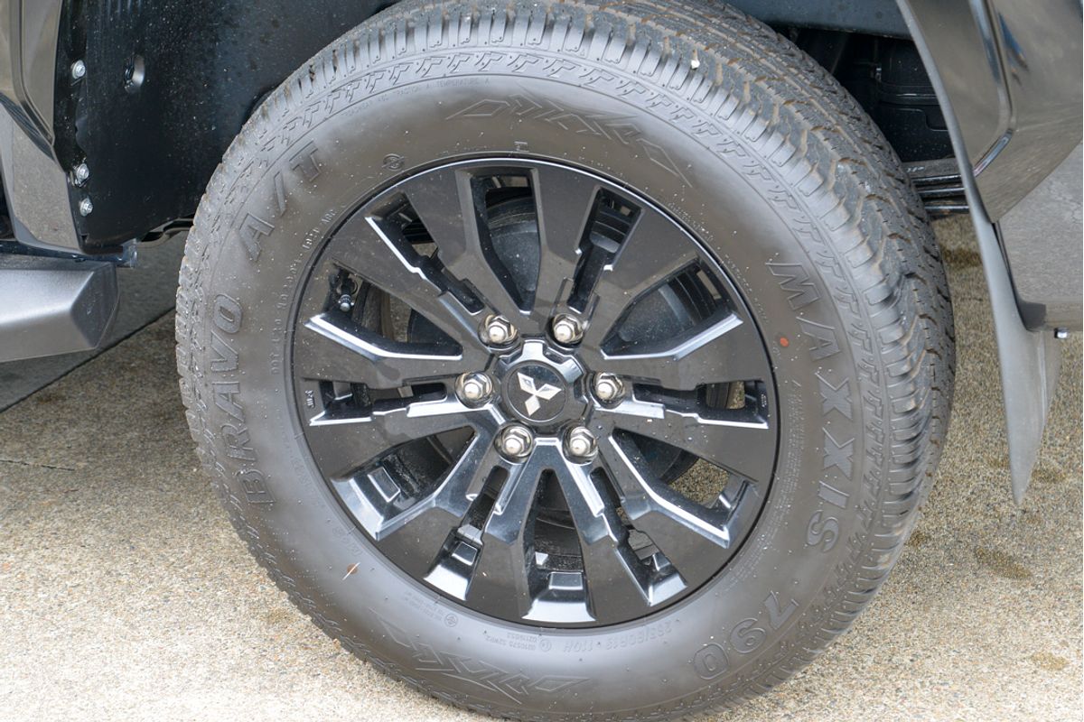 2024 Mitsubishi Triton GSR MV 4X4