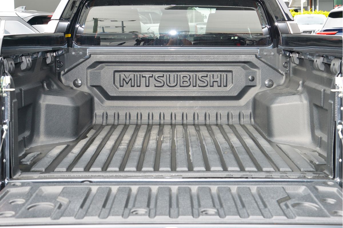 2024 Mitsubishi Triton GSR MV 4X4