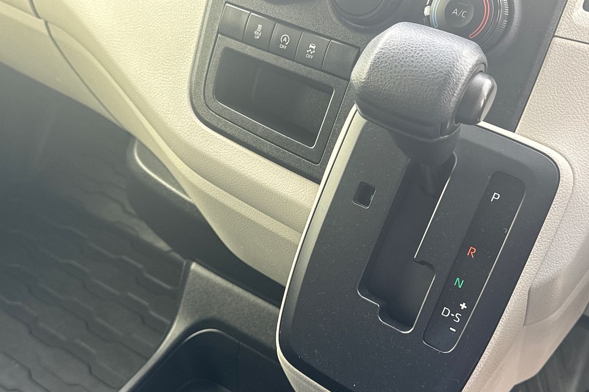 2021 Toyota Hiace GDH300R LWB