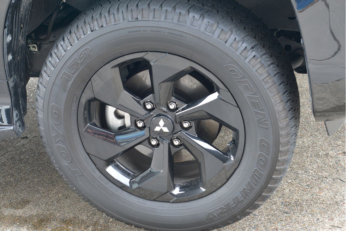 2024 Mitsubishi Pajero Sport GSR QG