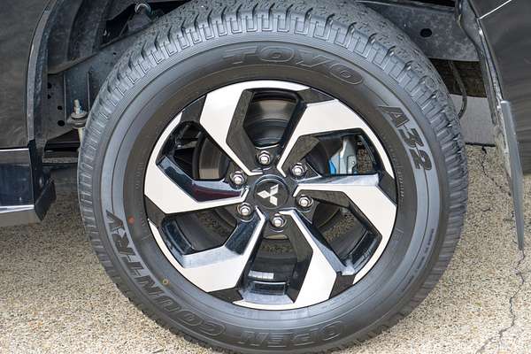 2024 Mitsubishi Pajero Sport Exceed QG