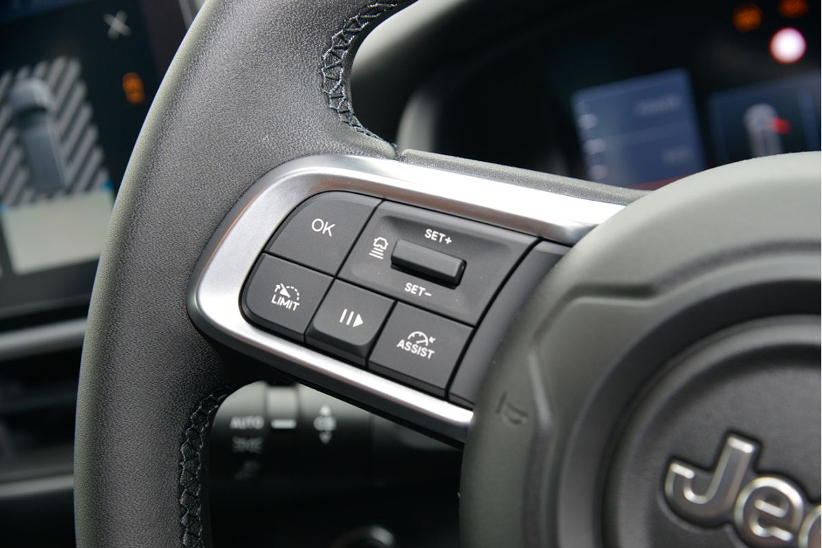 2024 Jeep Avenger Limited JJ
