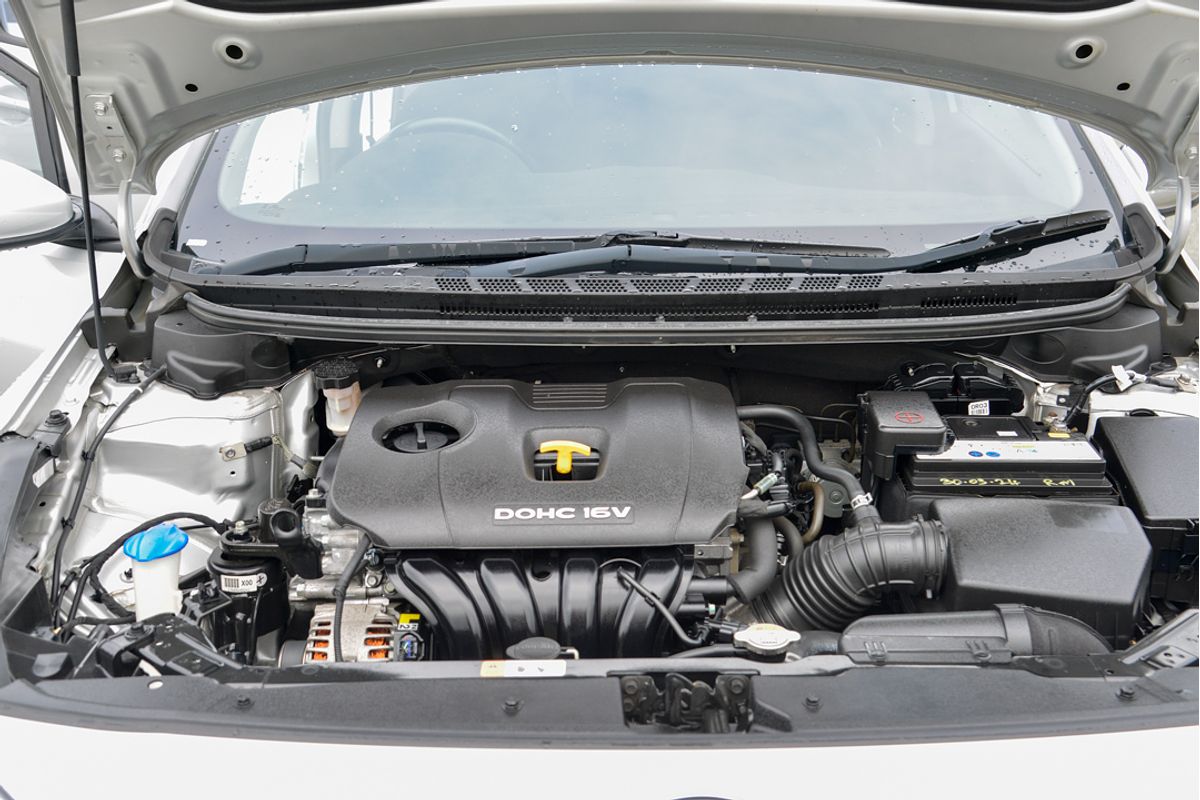 2017 Kia Cerato Sport YD