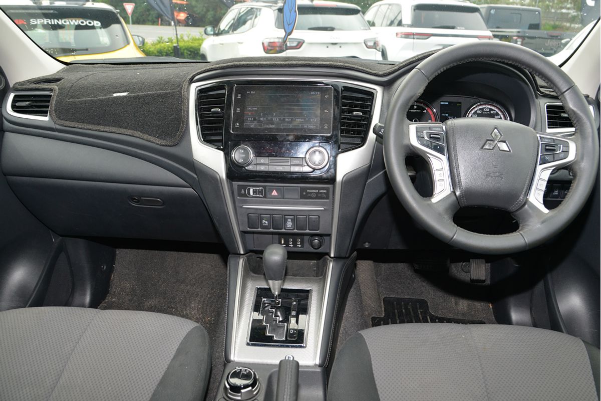 2023 Mitsubishi Triton GLX-R MR 4X4