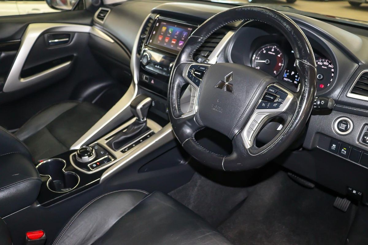2017 Mitsubishi Pajero Sport GLS QE