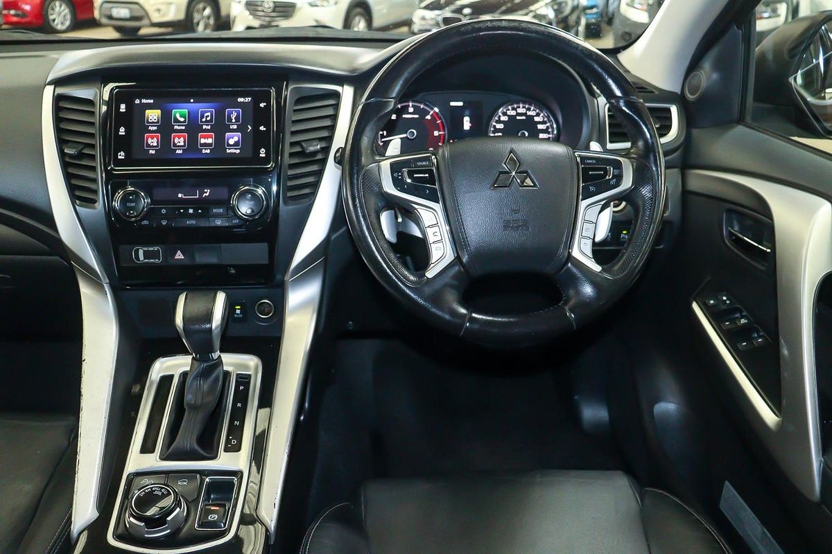 2017 Mitsubishi Pajero Sport GLS QE