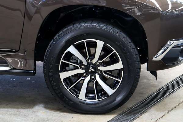 2017 Mitsubishi Pajero Sport GLS QE