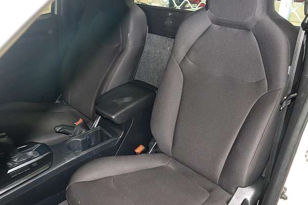 2022 Isuzu D-MAX SX High Ride Rear Wheel Drive