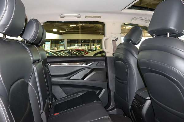 2024 LDV D90 Executive SV9A