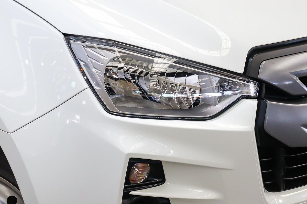 2022 Isuzu D-MAX SX High Ride Rear Wheel Drive