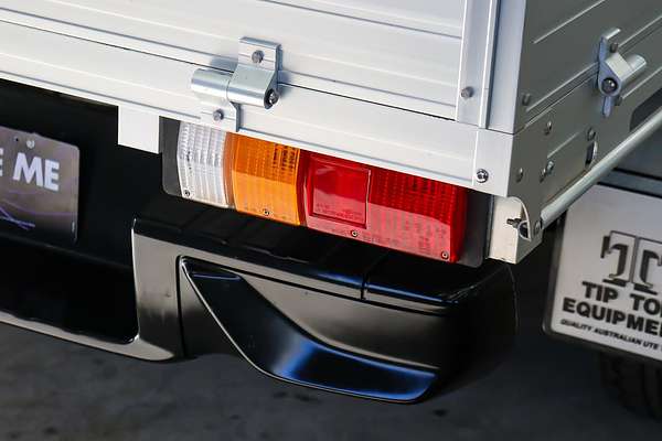 2022 Isuzu D-MAX SX High Ride Rear Wheel Drive
