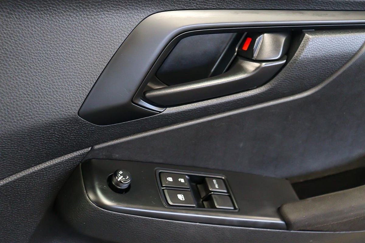 2022 Isuzu D-MAX SX High Ride Rear Wheel Drive