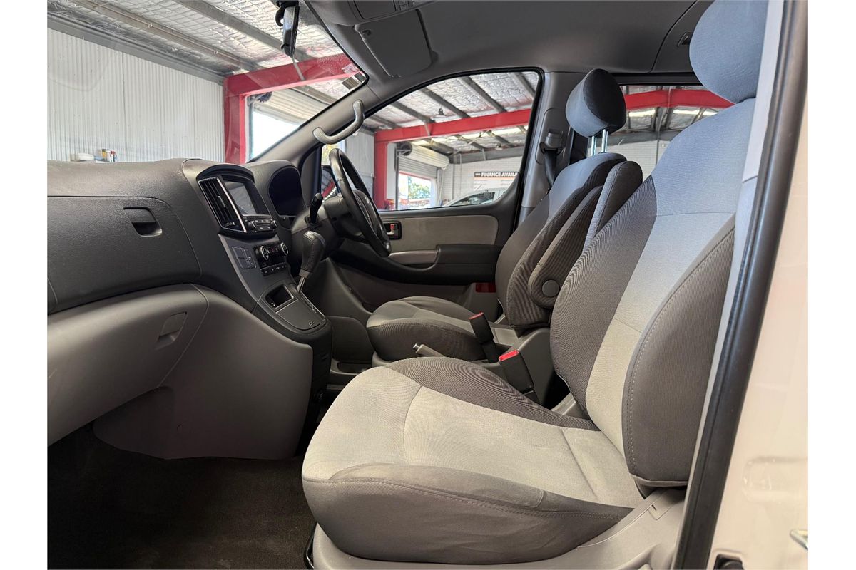 2018 Hyundai iMax TQ3-W Series II