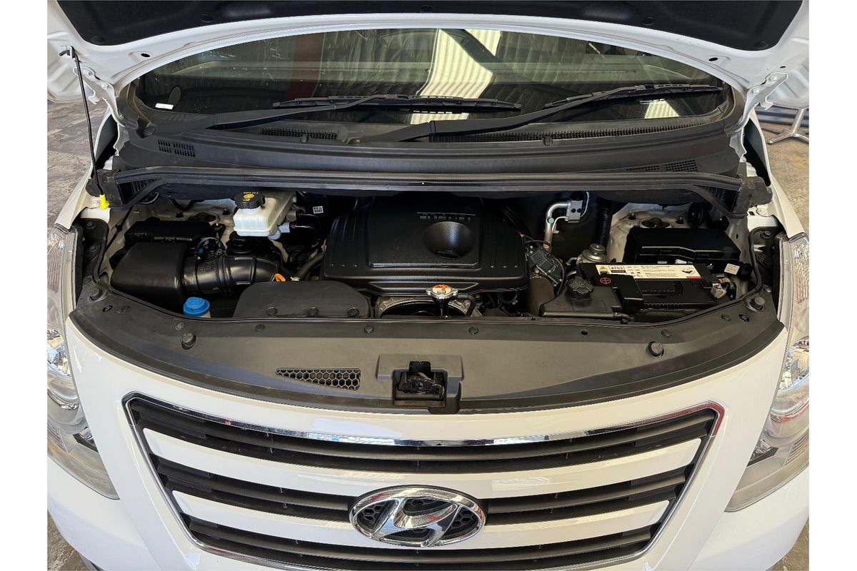2018 Hyundai iMax TQ3-W Series II