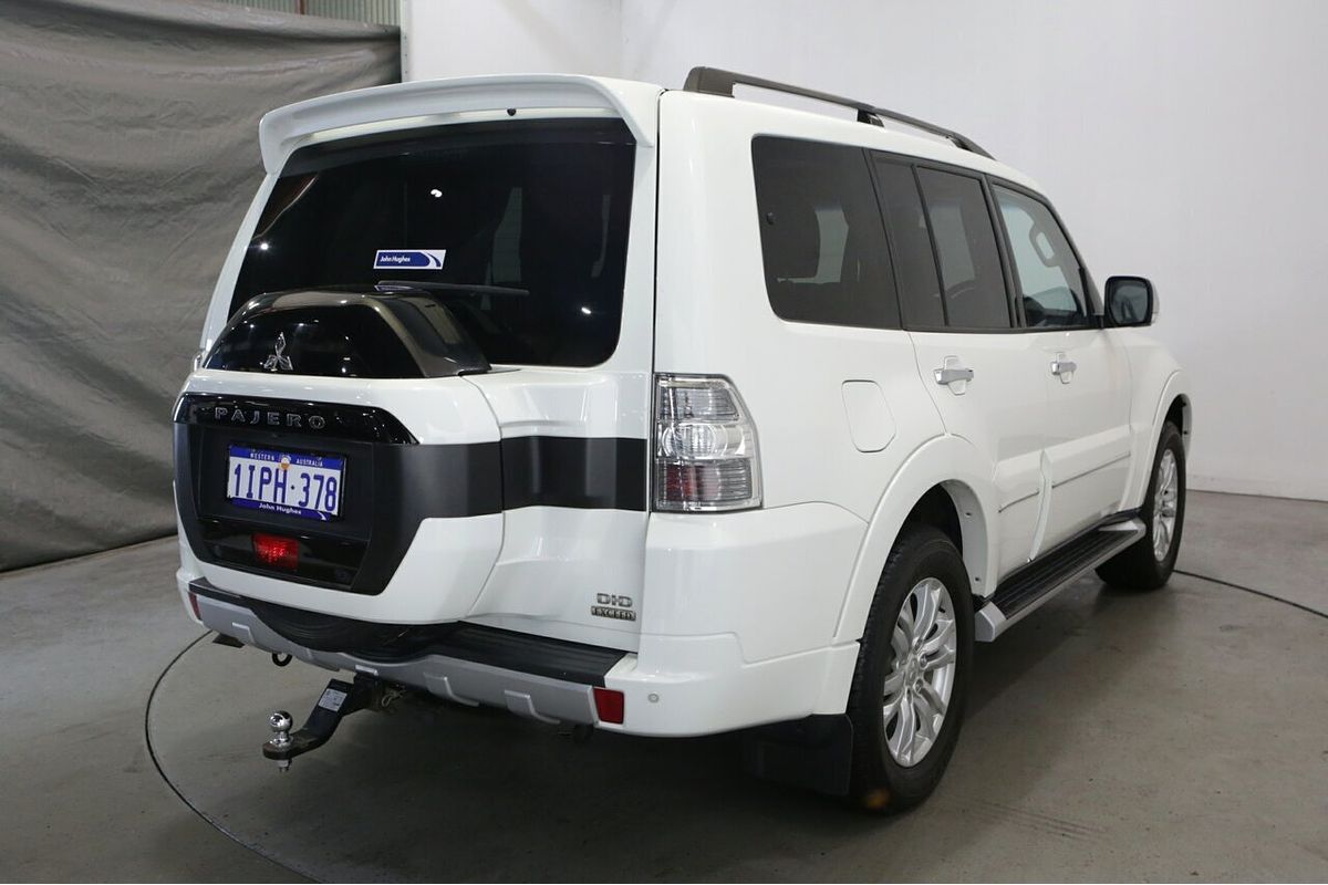 2021 Mitsubishi Pajero Exceed NX