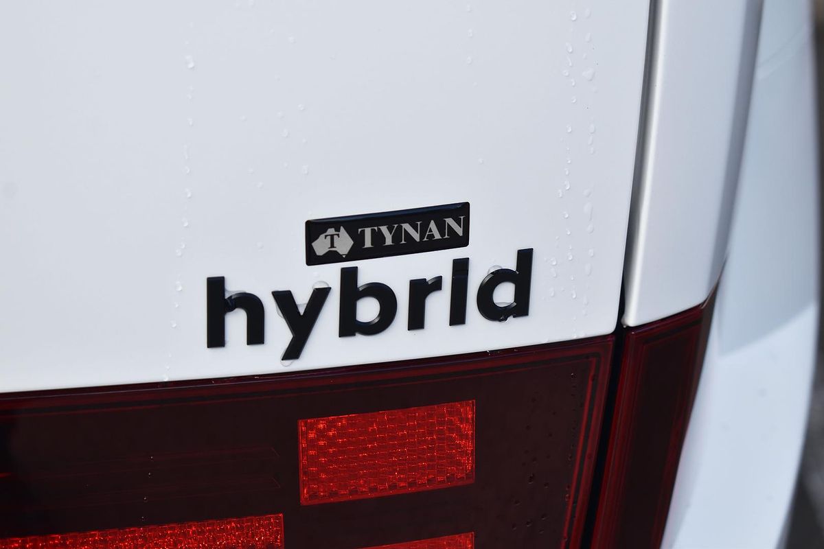 2025 Hyundai Santa Fe Hybrid Calligraphy MX5.V1