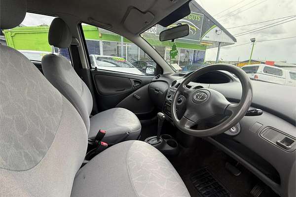 2004 Toyota ECHO NCP12R