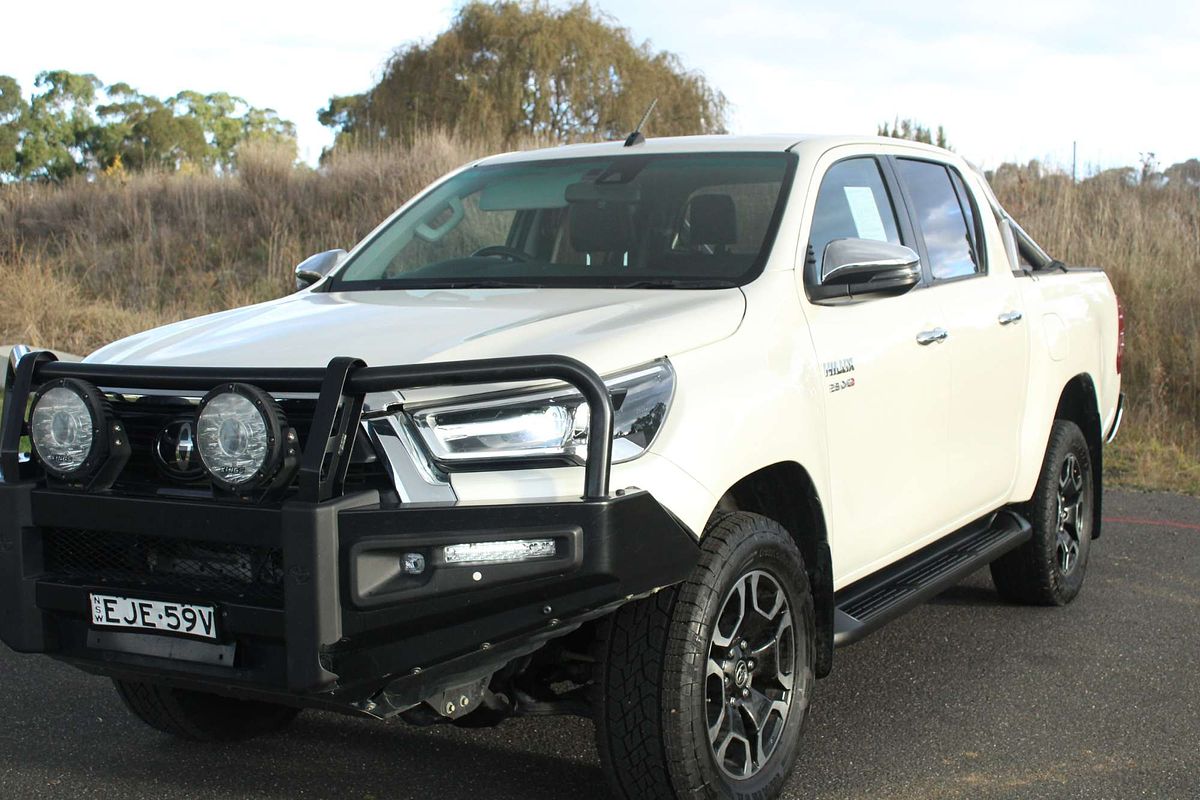 2020 Toyota Hilux SR5 GUN126R 4X4