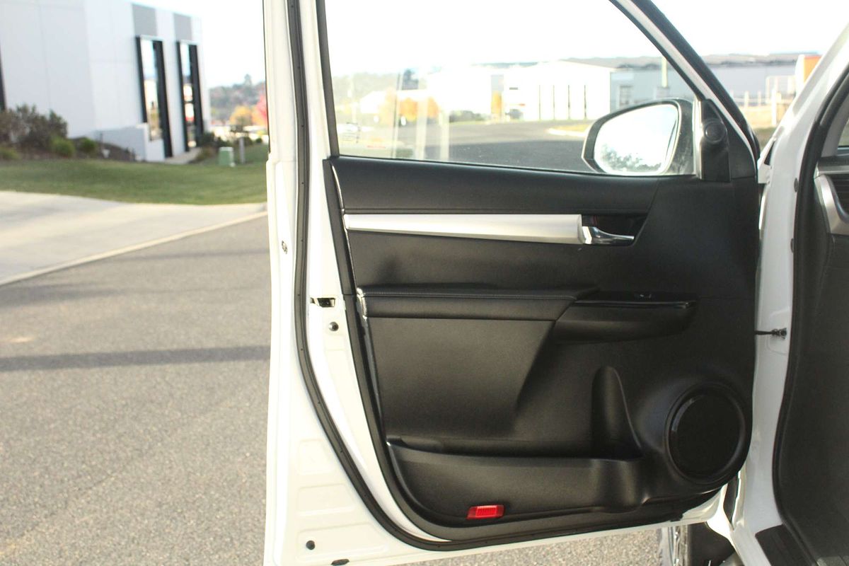 2020 Toyota Hilux SR5 GUN126R 4X4