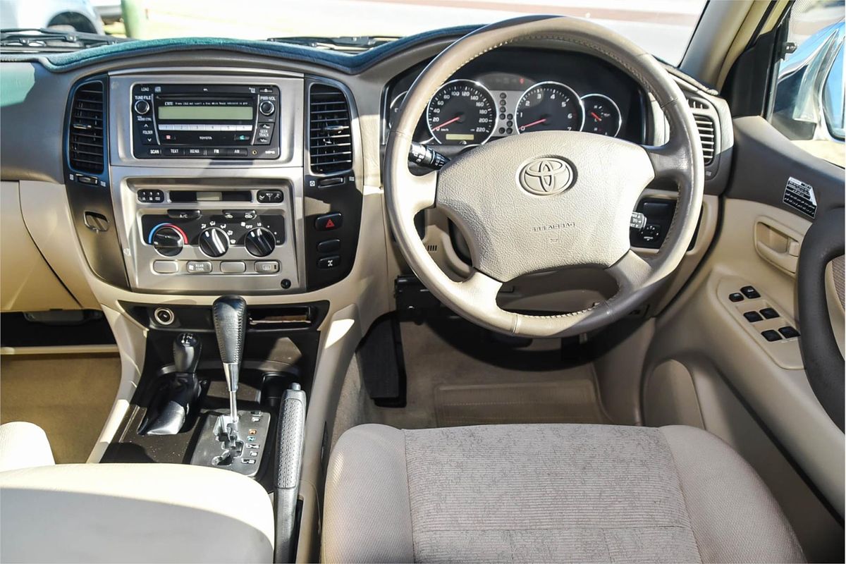 2007 Toyota Landcruiser GXL UZJ100R