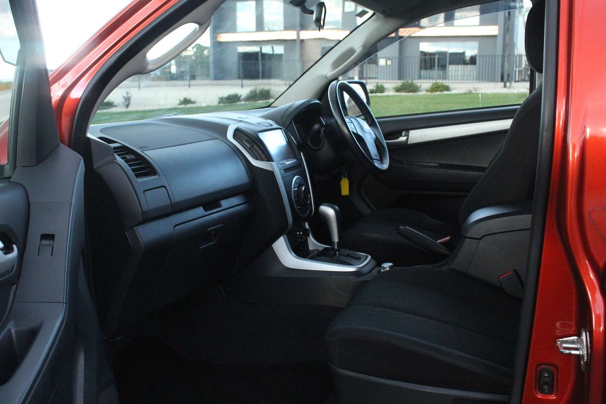 2018 Isuzu D-MAX LS-U  4X4