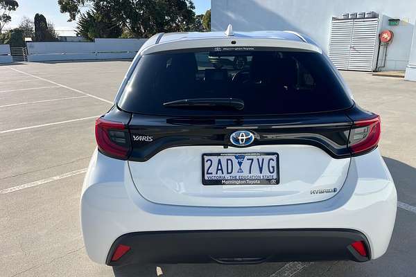 2023 Toyota Yaris SX Hybrid MXPH10R