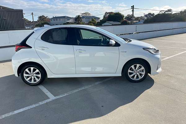 2023 Toyota Yaris SX Hybrid MXPH10R