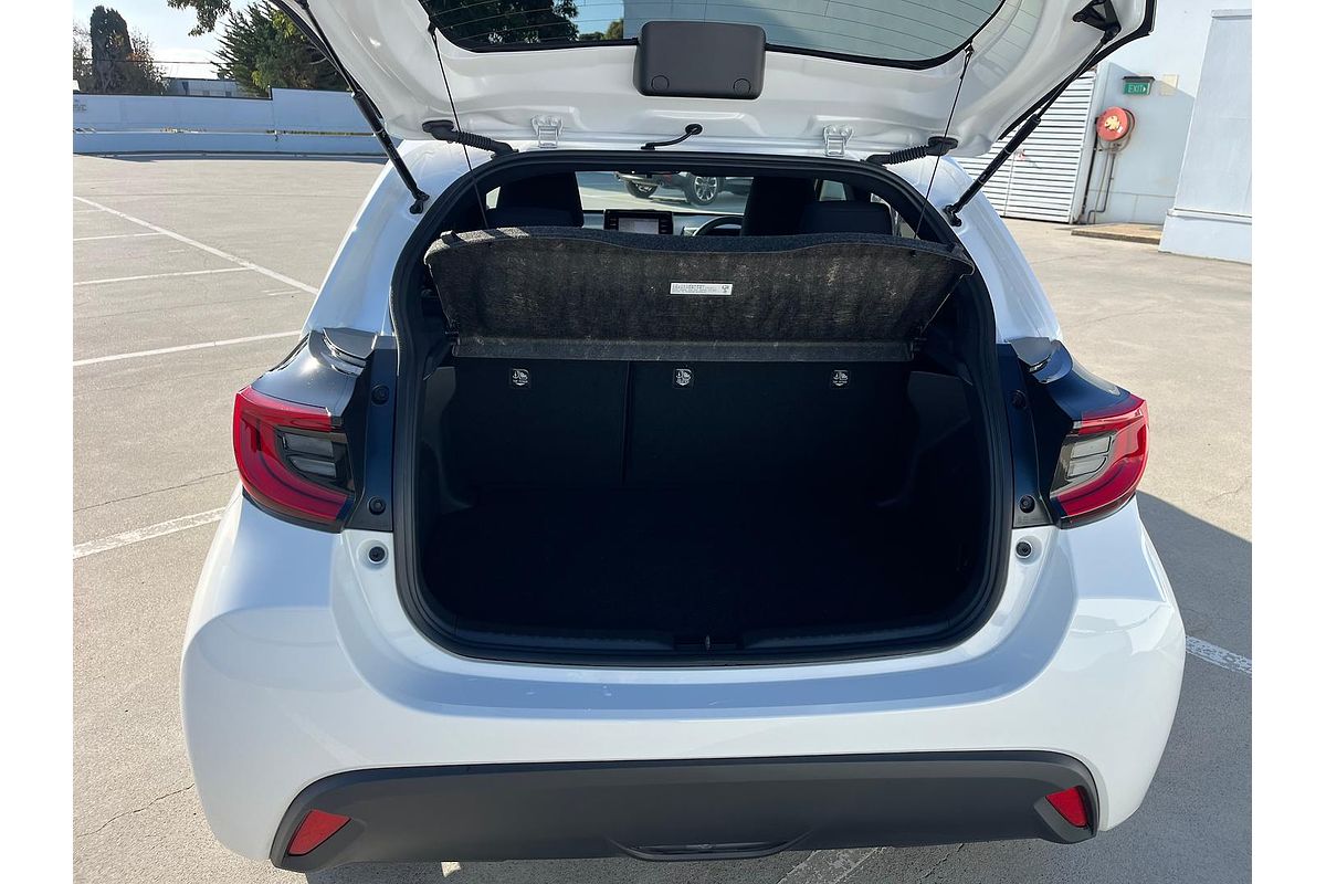 2023 Toyota Yaris SX Hybrid MXPH10R