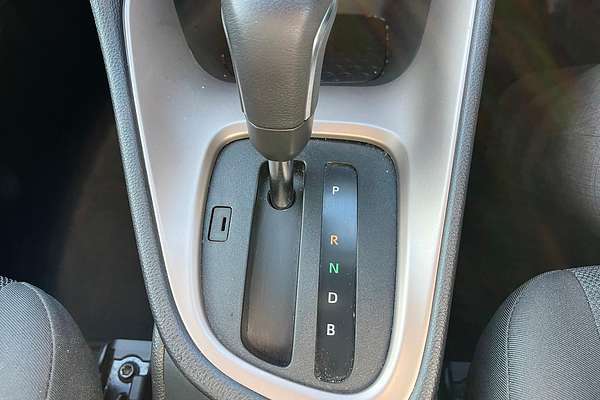 2023 Toyota Yaris SX Hybrid MXPH10R