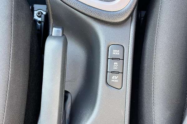 2023 Toyota Yaris SX Hybrid MXPH10R