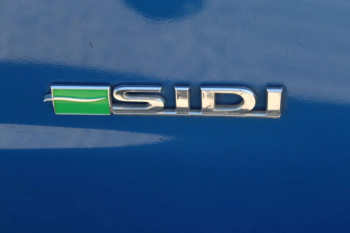 2010 Holden Commodore SV6 VE