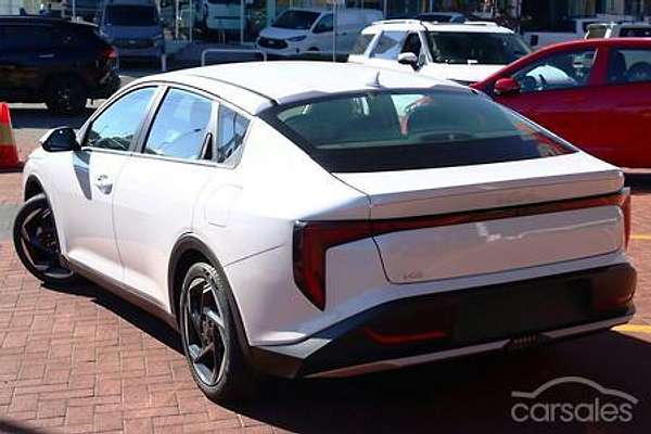 2025 Kia K4 Sport+ CL4m