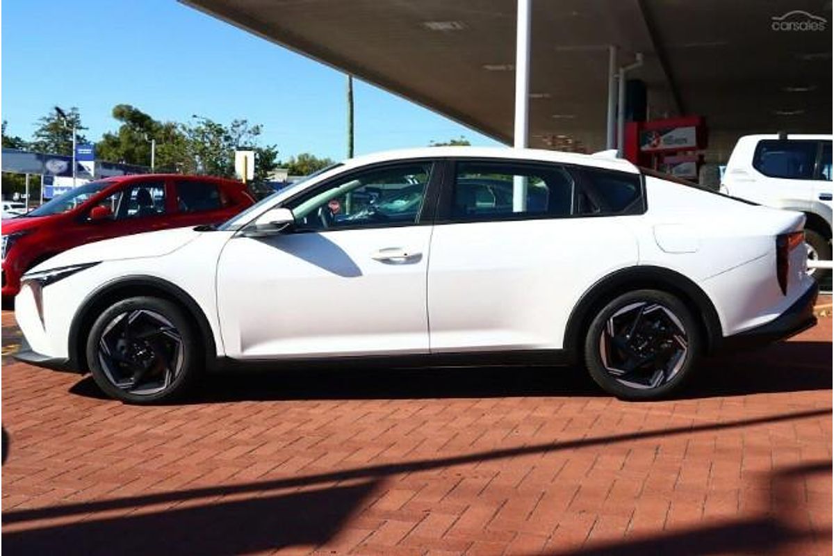 2025 Kia K4 Sport+ CL4m